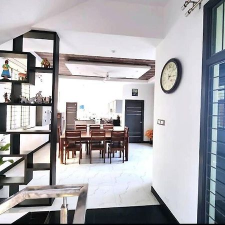 Sona Homes, Beach House Madras Buitenkant foto