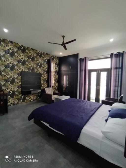 Sona Homes, Beach House Madras Buitenkant foto