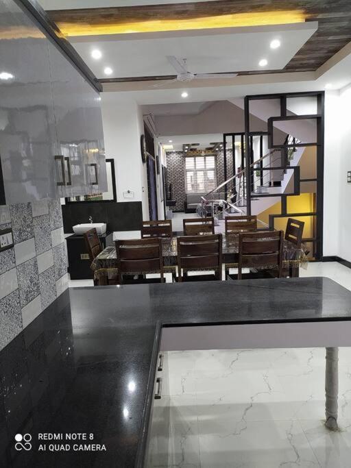Sona Homes, Beach House Madras Buitenkant foto