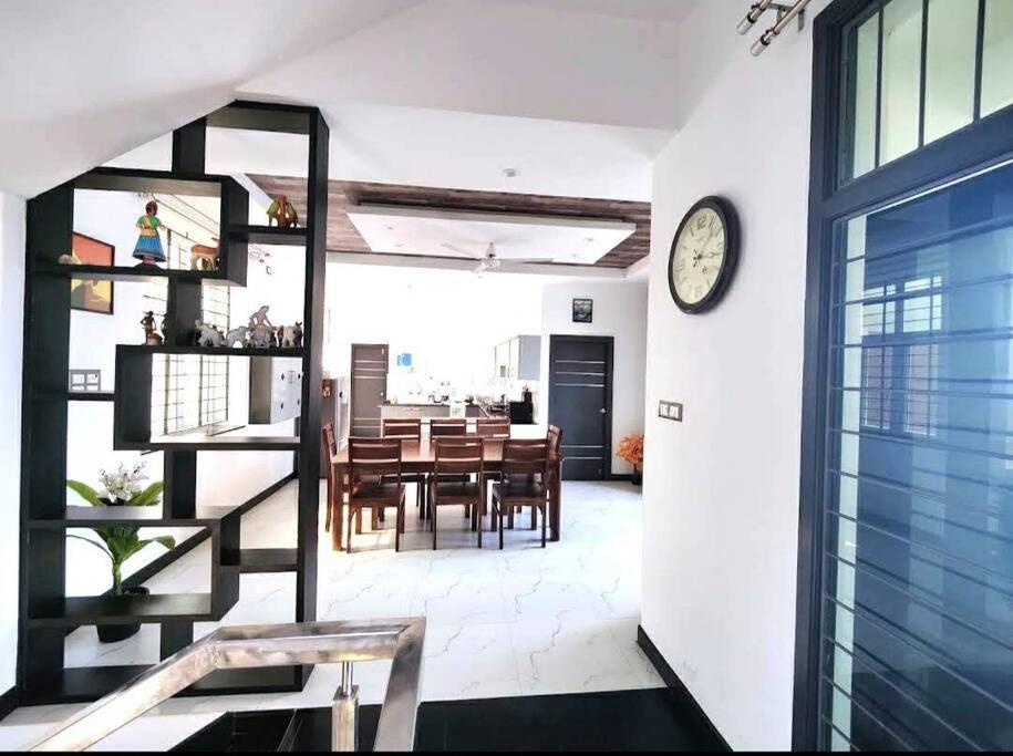 Sona Homes, Beach House Madras Buitenkant foto